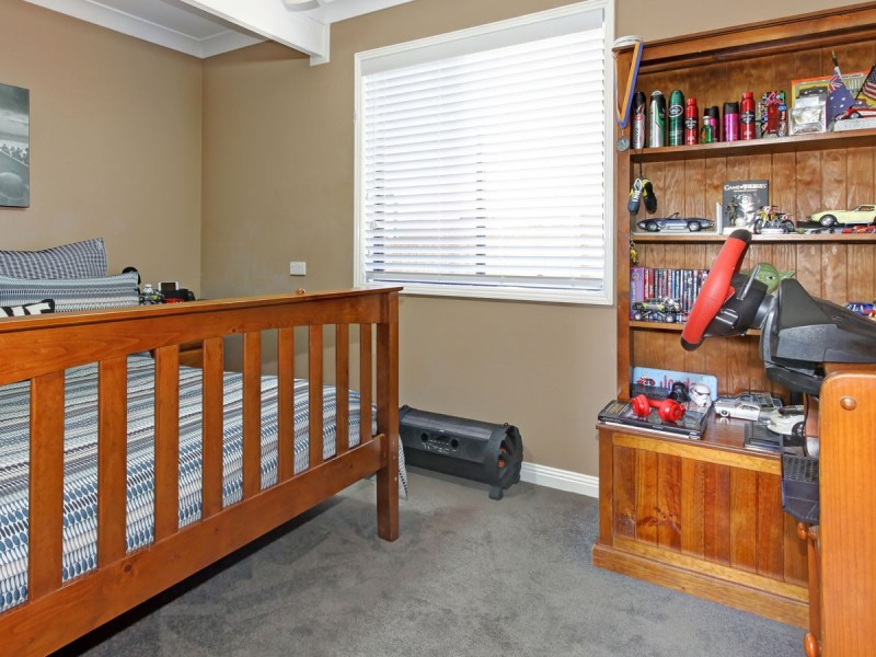 8 Jacaranda Drive, Torquay QLD 4655