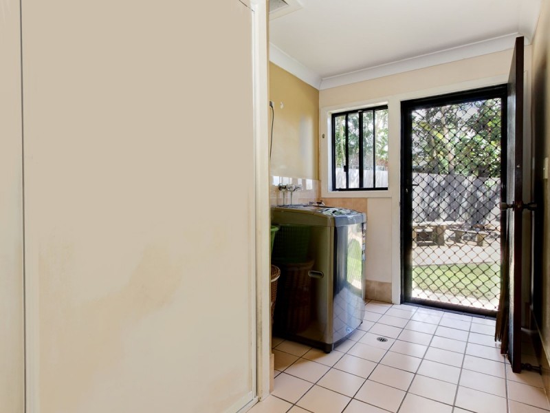 8 Jacaranda Drive, Torquay QLD 4655
