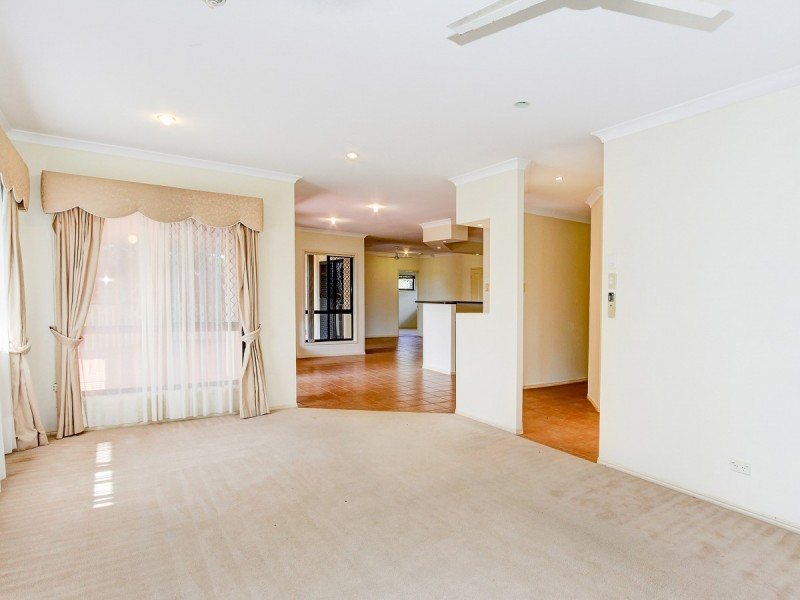 12 Rathdowne Court, Urraween QLD 4655