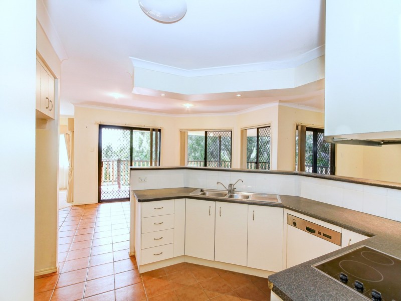 12 Rathdowne Court, Urraween QLD 4655