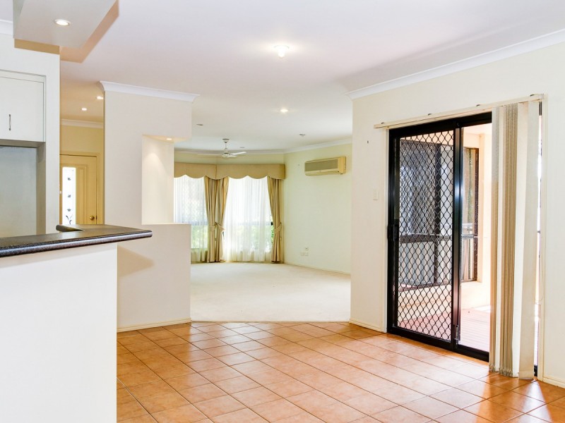 12 Rathdowne Court, Urraween QLD 4655