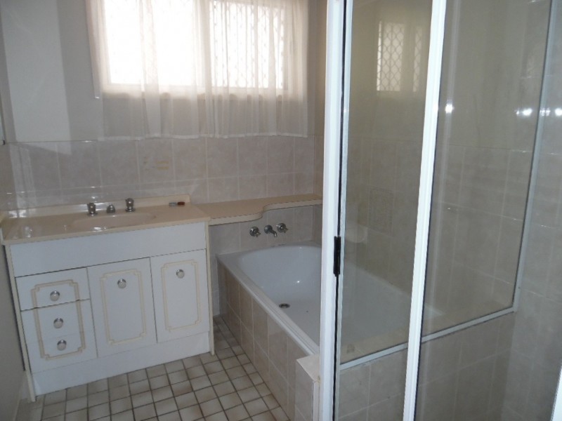 55 Honeysuckle Avenue, Kawungan QLD 4655