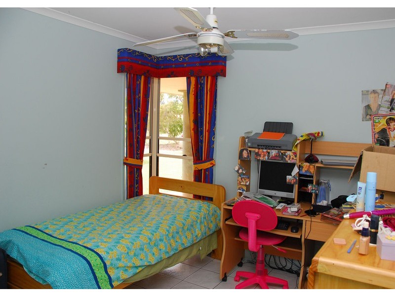 19 Jindera Court, Wondunna QLD 4655