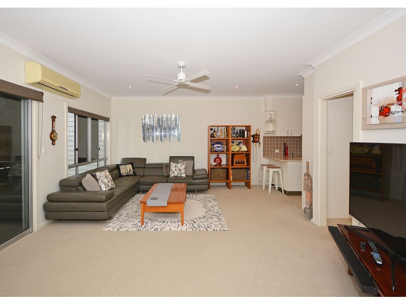 3/201 Torquay Terrace, Torquay QLD 4655