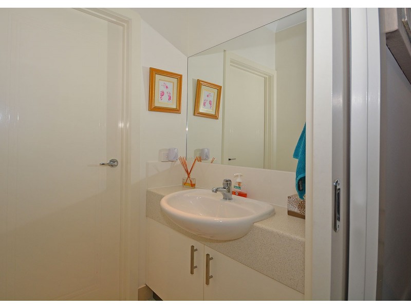 3/201 Torquay Terrace, Torquay QLD 4655