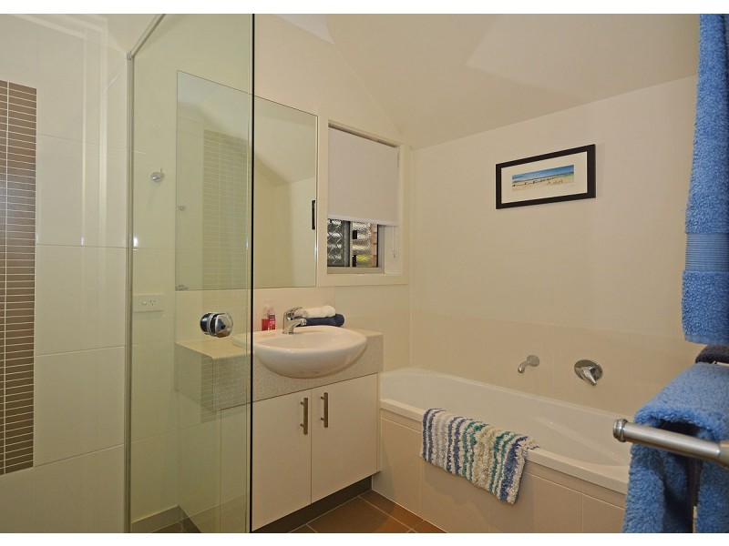 3/201 Torquay Terrace, Torquay QLD 4655