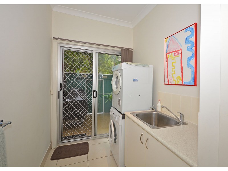 3/201 Torquay Terrace, Torquay QLD 4655
