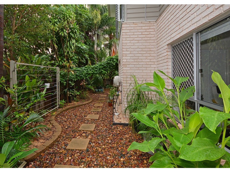 3/201 Torquay Terrace, Torquay QLD 4655