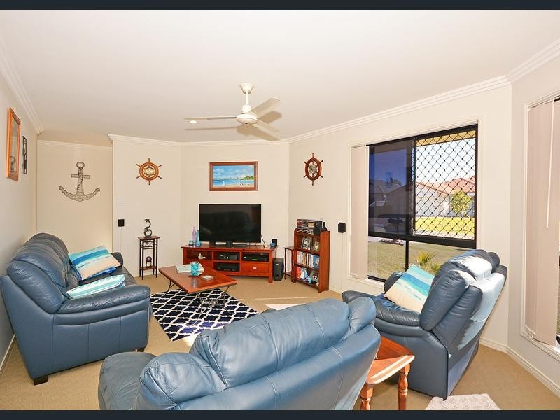 22 Lancaster Circuit, Urraween QLD 4655