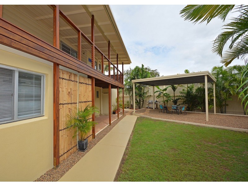 1 Kurrajong Crescent, Point Vernon QLD 4655