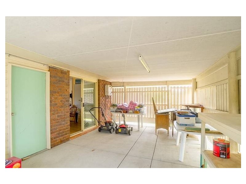 23 Deloraine Ave, Urangan QLD 4655