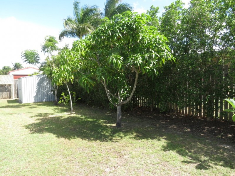 23 Deloraine Ave, Urangan QLD 4655