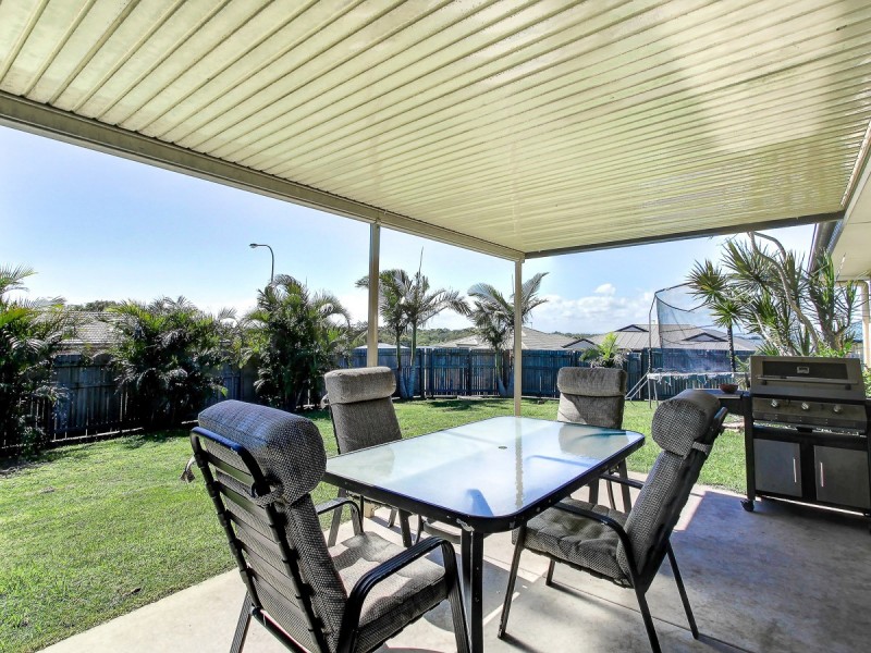 7 Summit Ridge Drive, Nikenbah QLD 4655