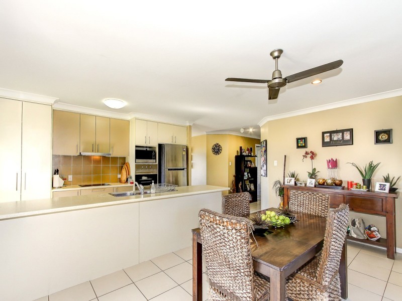 7 Summit Ridge Drive, Nikenbah QLD 4655