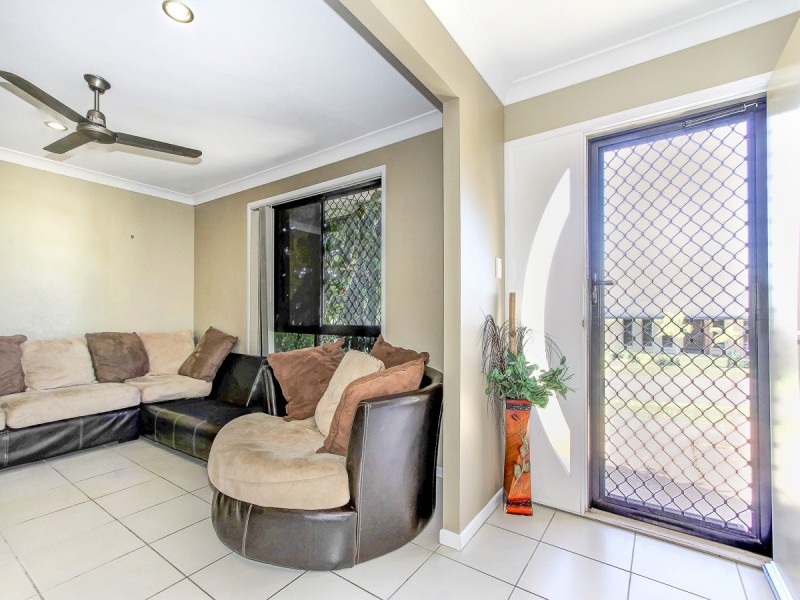 7 Summit Ridge Drive, Nikenbah QLD 4655