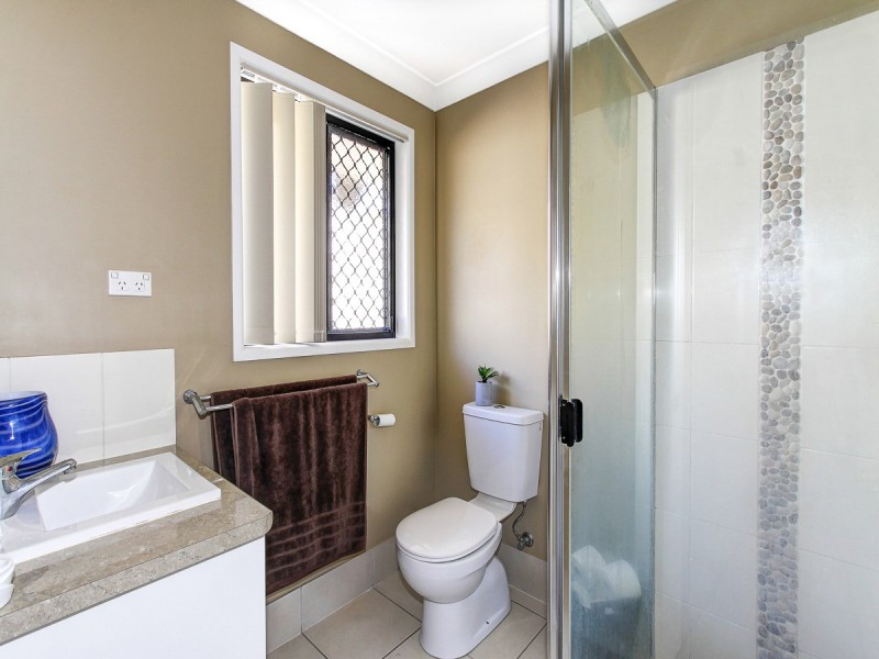 7 Summit Ridge Drive, Nikenbah QLD 4655