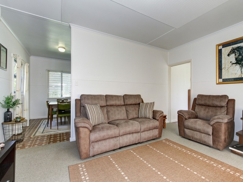 101 Long Street, Point Vernon QLD 4655