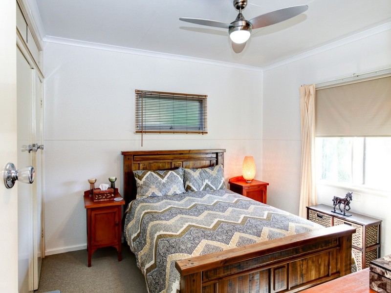 101 Long Street, Point Vernon QLD 4655