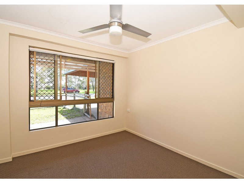 15 Flinders Street, Point Vernon QLD 4655