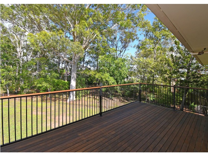 15 Flinders Street, Point Vernon QLD 4655