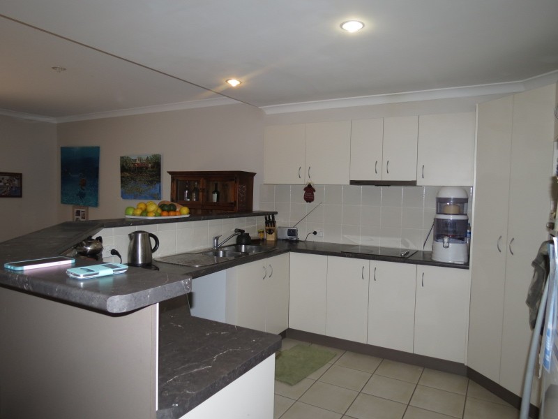 Unit 2/30 East Street, Scarness QLD 4655