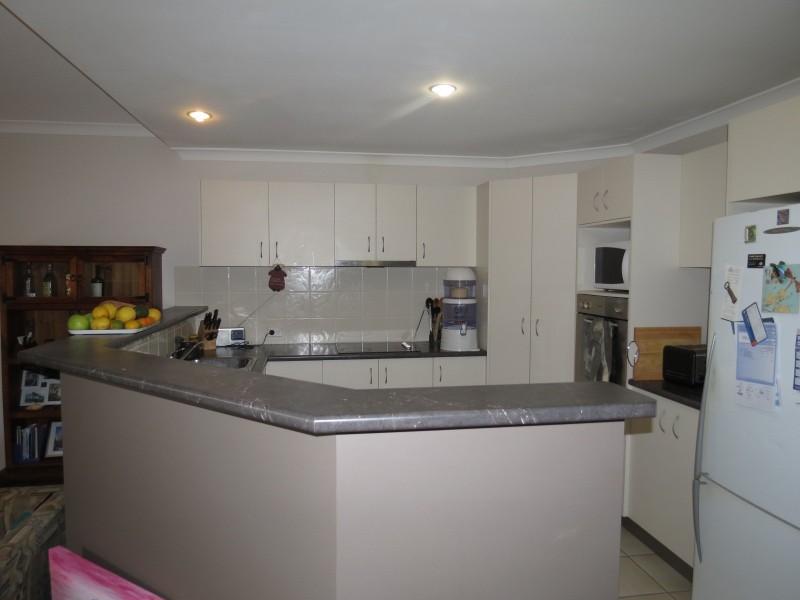 Unit 2/30 East Street, Scarness QLD 4655