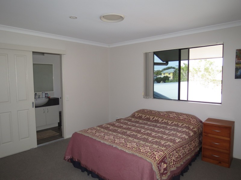 Unit 2/30 East Street, Scarness QLD 4655