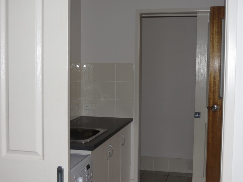 Unit 2/30 East Street, Scarness QLD 4655