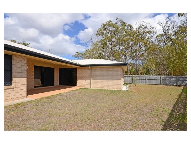9 Border Court, Torquay QLD 4655