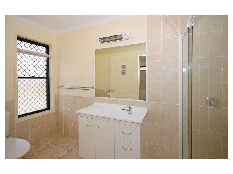 9 Border Court, Torquay QLD 4655