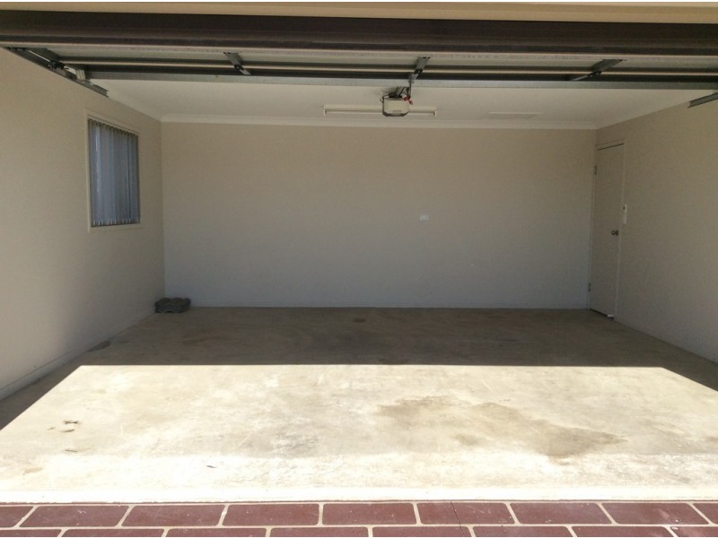 9 Peat Court, Nikenbah QLD 4655