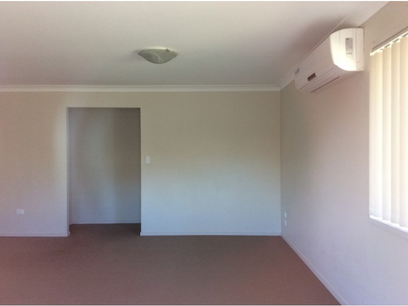 9 Peat Court, Nikenbah QLD 4655