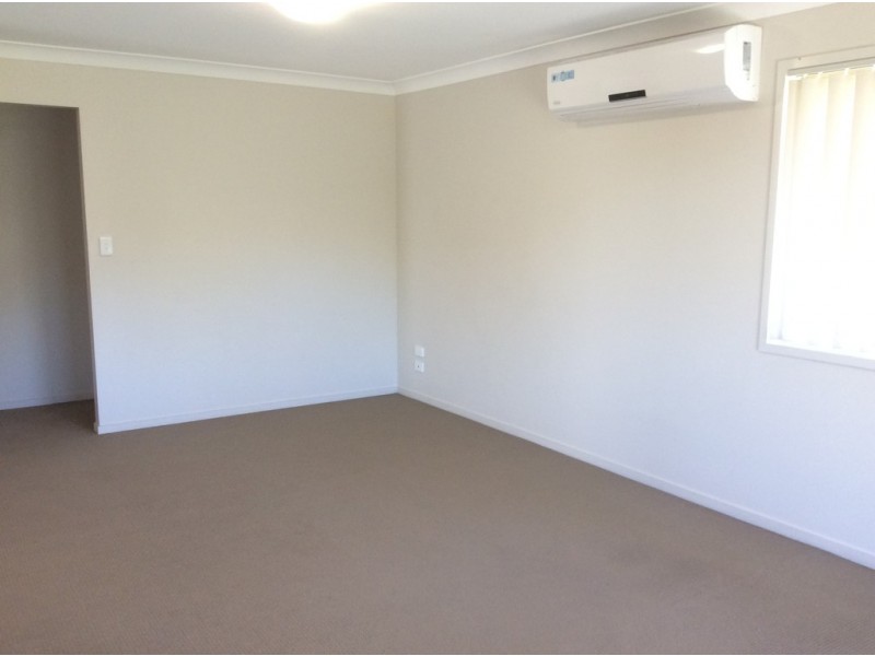 9 Peat Court, Nikenbah QLD 4655