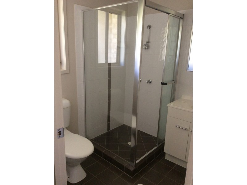 9 Peat Court, Nikenbah QLD 4655