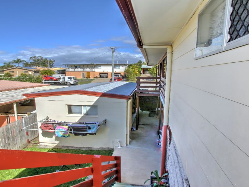 103 Lauren Street, Urangan QLD 4655