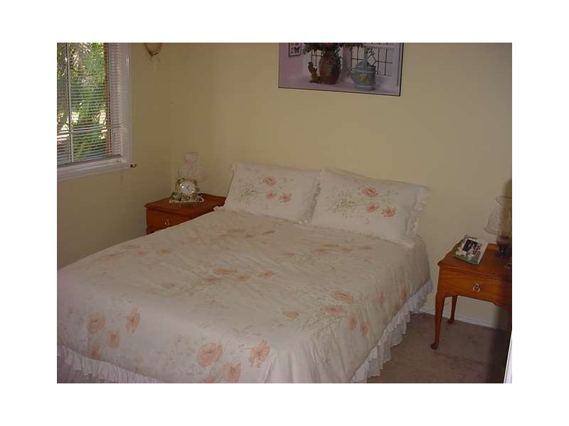 38 LADBROKE CRES, Urangan QLD 4655