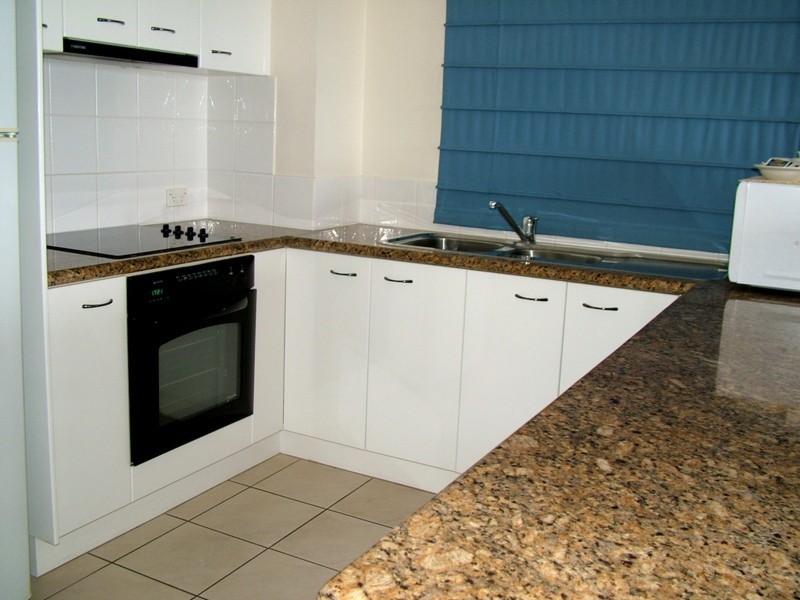 Unit 12 Buccaneer Drive, Urangan QLD 4655