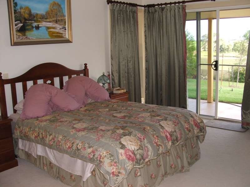 101 SORRENSONS RD, Nikenbah QLD 4655