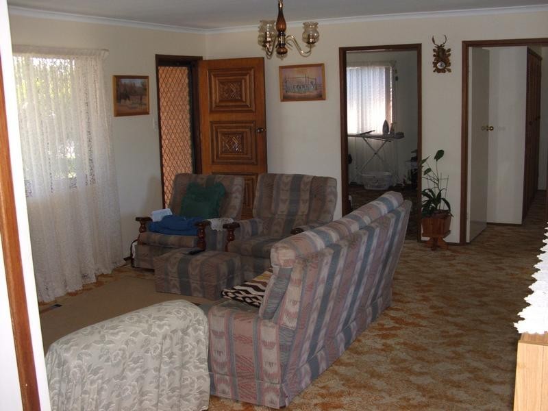117 Oleander Ave, Kawungan QLD 4655