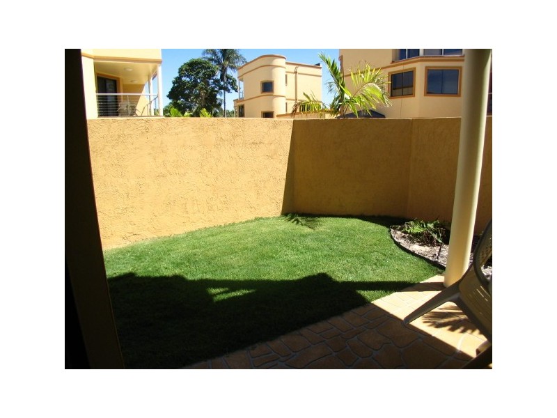 40/33 Elizabeth Street, Urangan QLD 4655