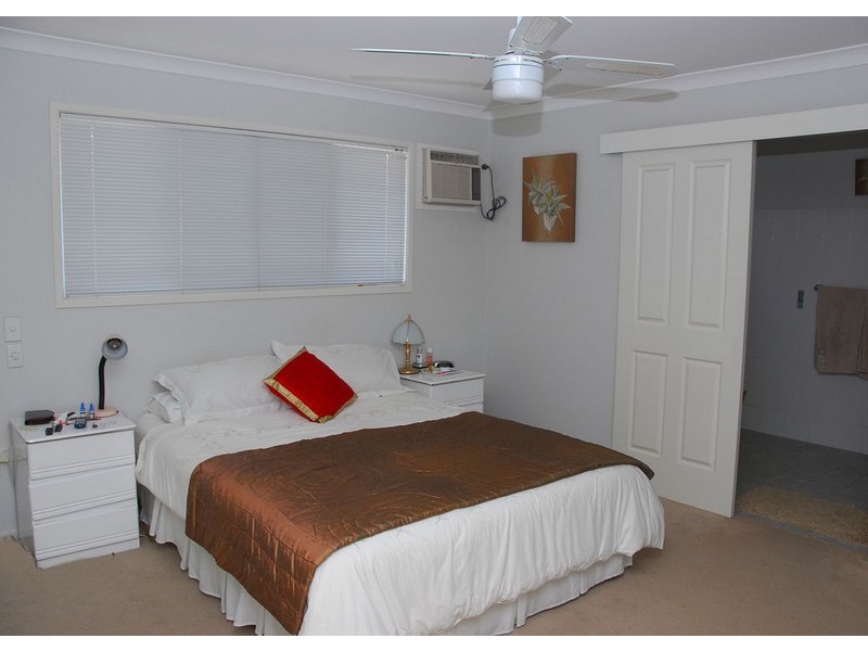 21 Queensbury Grove, Urraween QLD 4655