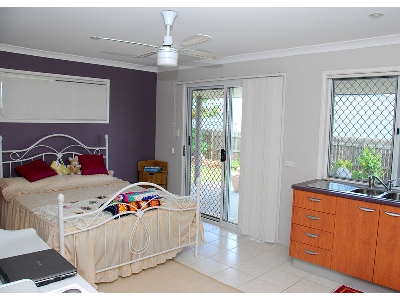21 Queensbury Grove, Urraween QLD 4655