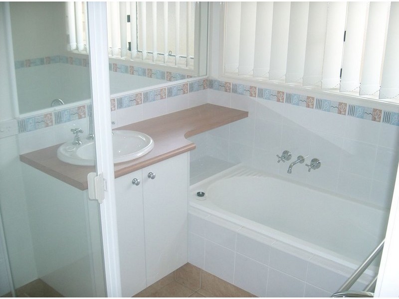 157 Ibis Boulevard, Eli Waters QLD 4655