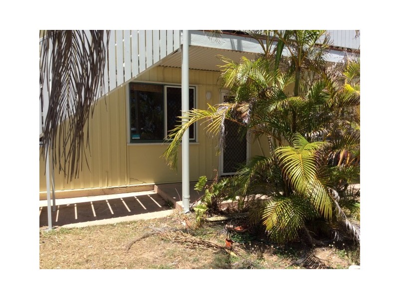 1/435 Esplanade, Torquay QLD 4655