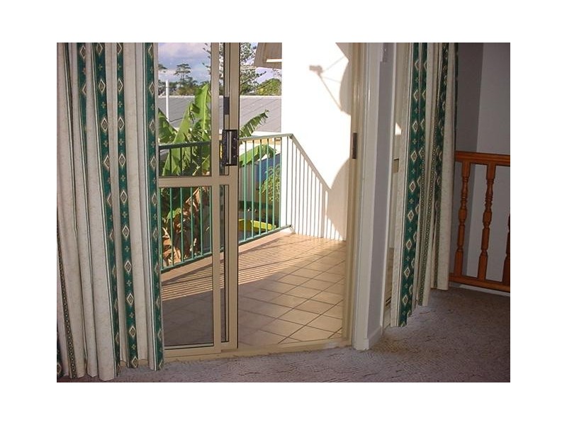 Unit 4/19 Hervey Street, Scarness QLD 4655