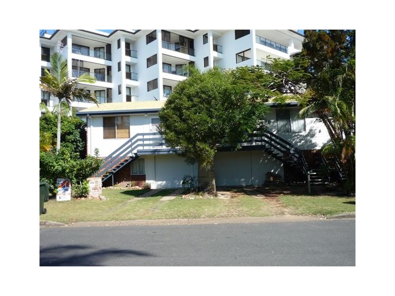 3/5 Witt Street, Torquay QLD 4655