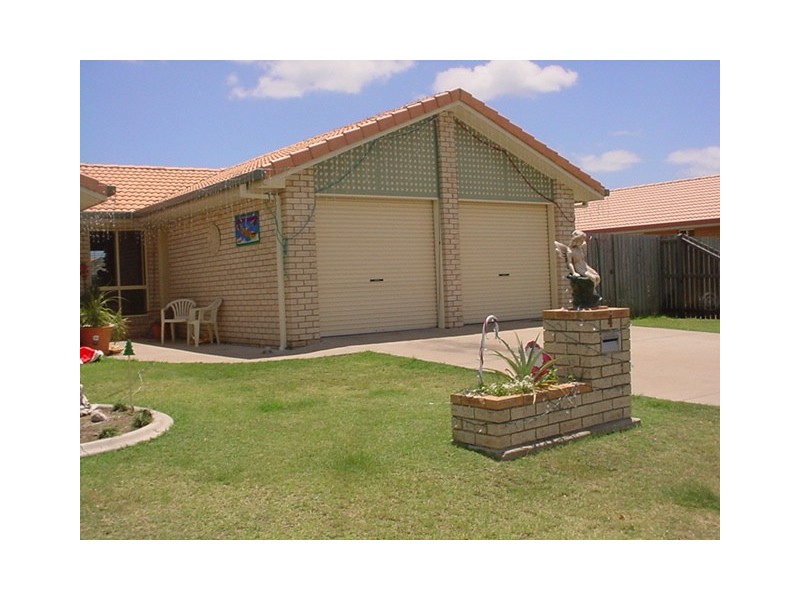 4 Chancellor Drive,, Pialba QLD 4655