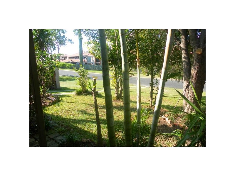 19 Barnstaple St, Torquay QLD 4655