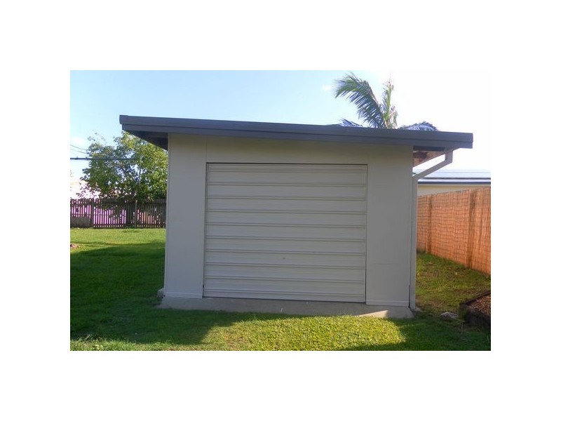 19 Barnstaple St, Torquay QLD 4655