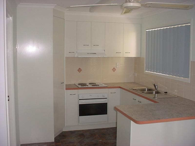 33 Shelley Street,, Scarness QLD 4655